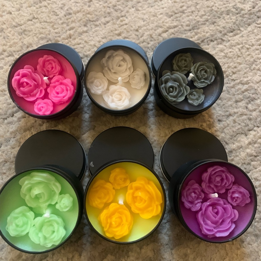 🌿 Handcrafted Organic Flower Candles – Set of 6